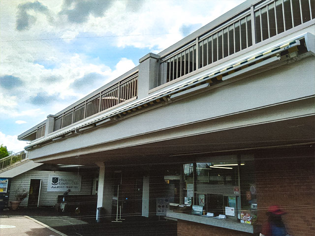 カート置場オーニングテント 設置事例 その3